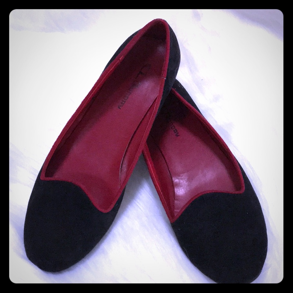 ⚡️CL by Laundry Black Flats